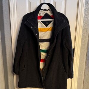 Pendleton Hudson Coat wool blend water, resistant Large Ladies Navy Jacket